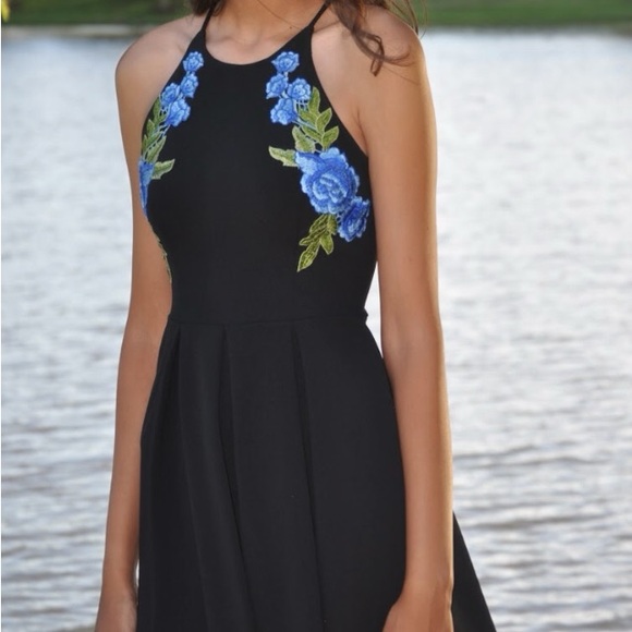 Black/Blue flower Dress - Picture 3 of 3